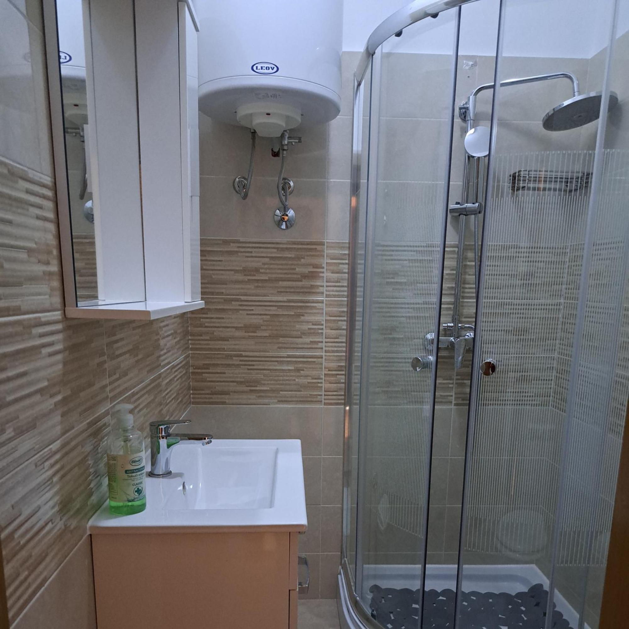 Sobe Rooms Tea Buje Oda fotoğraf