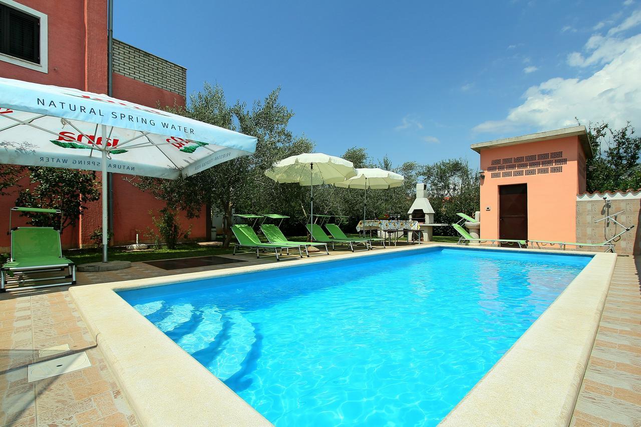 Sobe Rooms Tea Buje Dış mekan fotoğraf